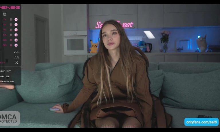 Selti The Sexiest Cockroach Stream Video Leaked FappTime.com